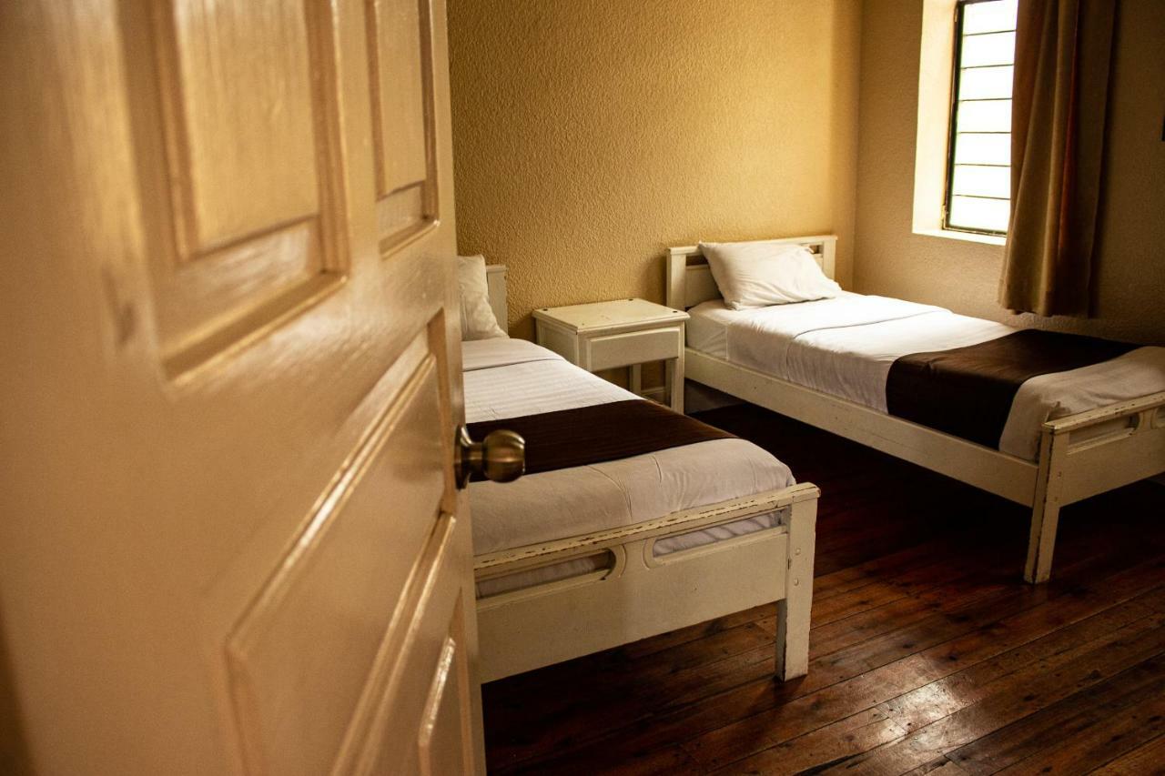 Hostal Loro Verde Quito Kültér fotó