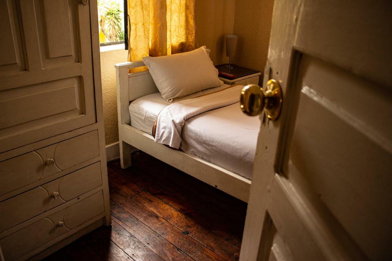 Hostal Loro Verde Quito Kültér fotó